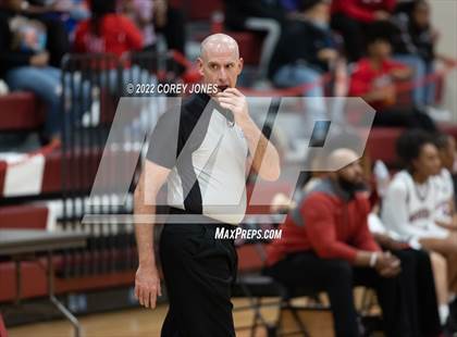 Thumbnail 3 in Greenbrier vs Warner Robins (GHSA 5A Elite 8 Playoff) photogallery.