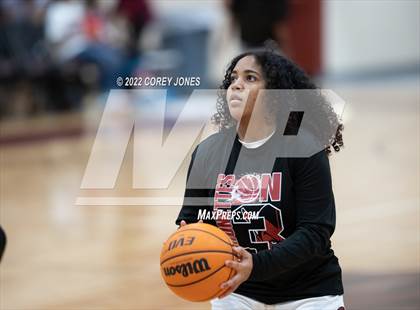 Thumbnail 2 in Greenbrier vs Warner Robins (GHSA 5A Elite 8 Playoff) photogallery.