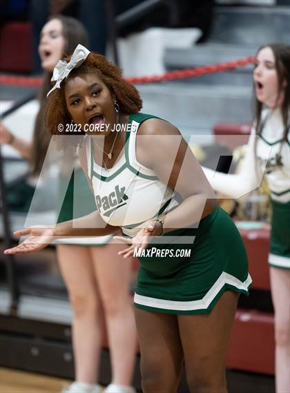 Thumbnail 1 in Greenbrier vs Warner Robins (GHSA 5A Elite 8 Playoff) photogallery.