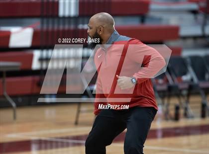 Thumbnail 2 in Greenbrier vs Warner Robins (GHSA 5A Elite 8 Playoff) photogallery.