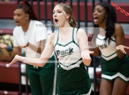Thumbnail 3 in Greenbrier vs Warner Robins (GHSA 5A Elite 8 Playoff) photogallery.