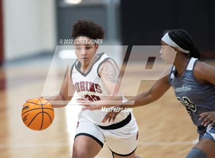 Thumbnail 2 in Greenbrier vs Warner Robins (GHSA 5A Elite 8 Playoff) photogallery.