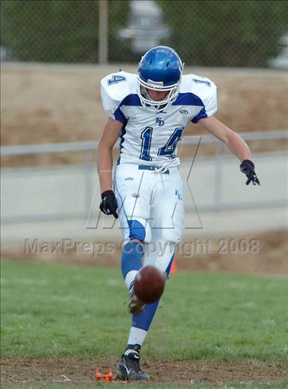 Thumbnail 2 in Encina vs. El Dorado photogallery.