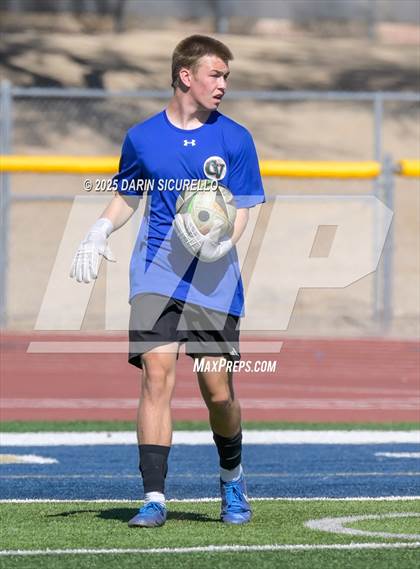 Thumbnail 2 in Campo Verde vs. Desert Vista (AIA Open Semifinal) photogallery.