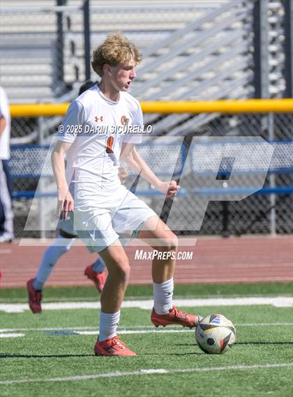 Thumbnail 2 in Campo Verde vs. Desert Vista (AIA Open Semifinal) photogallery.