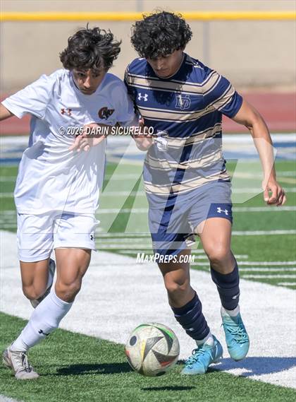 Thumbnail 2 in Campo Verde vs. Desert Vista (AIA Open Semifinal) photogallery.