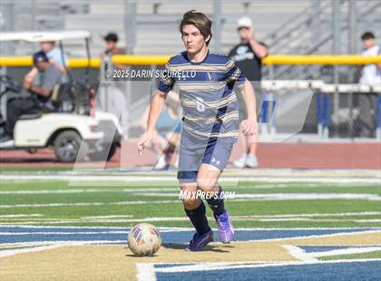 Thumbnail 2 in Campo Verde vs. Desert Vista (AIA Open Semifinal) photogallery.