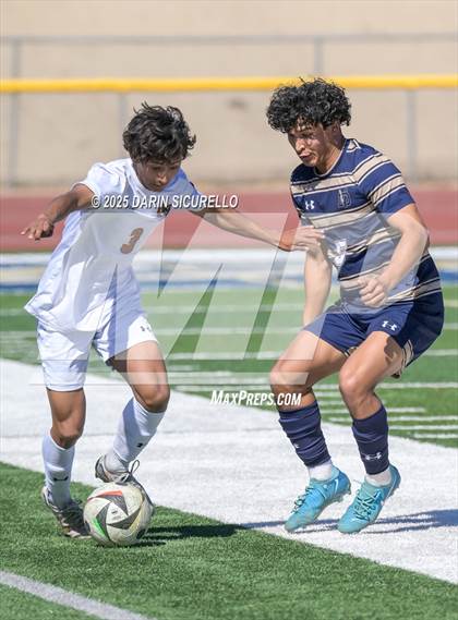 Thumbnail 3 in Campo Verde vs. Desert Vista (AIA Open Semifinal) photogallery.