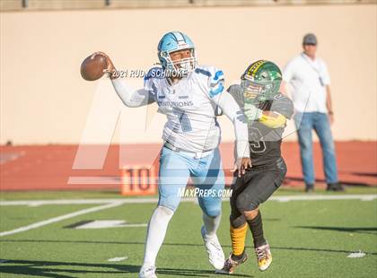 Thumbnail 2 in Patrick Henry vs. University City (CIF SDS Division 4 finals) photogallery.