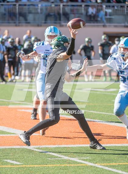 Thumbnail 1 in Patrick Henry vs. University City (CIF SDS Division 4 finals) photogallery.