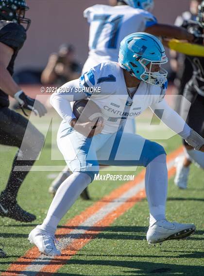Thumbnail 3 in Patrick Henry vs. University City (CIF SDS Division 4 finals) photogallery.