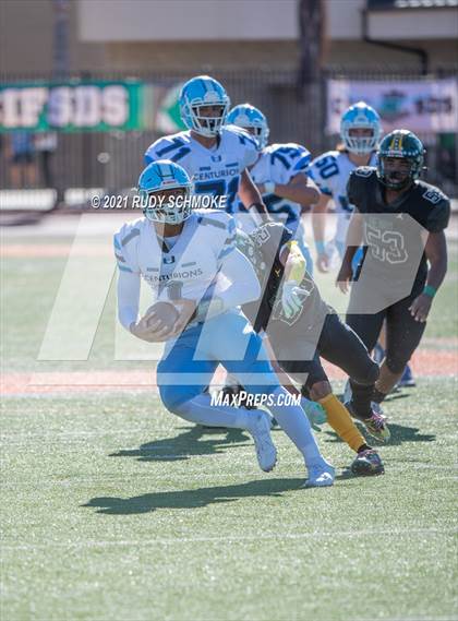 Thumbnail 2 in Patrick Henry vs. University City (CIF SDS Division 4 finals) photogallery.