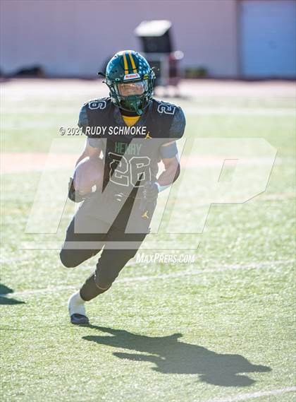 Thumbnail 1 in Patrick Henry vs. University City (CIF SDS Division 4 finals) photogallery.