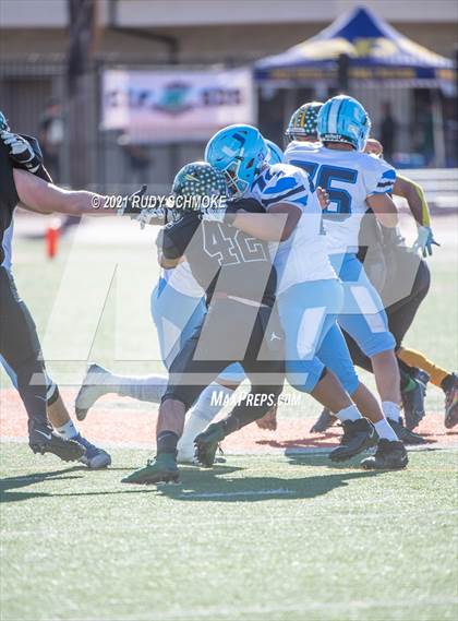 Thumbnail 3 in Patrick Henry vs. University City (CIF SDS Division 4 finals) photogallery.