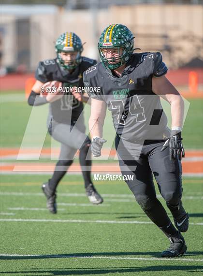 Thumbnail 2 in Patrick Henry vs. University City (CIF SDS Division 4 finals) photogallery.