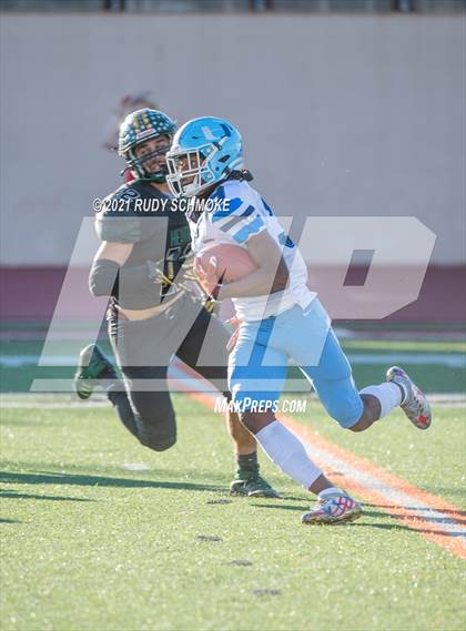 Thumbnail 3 in Patrick Henry vs. University City (CIF SDS Division 4 finals) photogallery.