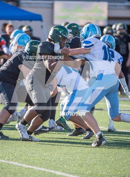 Thumbnail 2 in Patrick Henry vs. University City (CIF SDS Division 4 finals) photogallery.