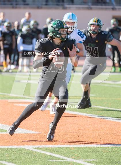 Thumbnail 2 in Patrick Henry vs. University City (CIF SDS Division 4 finals) photogallery.