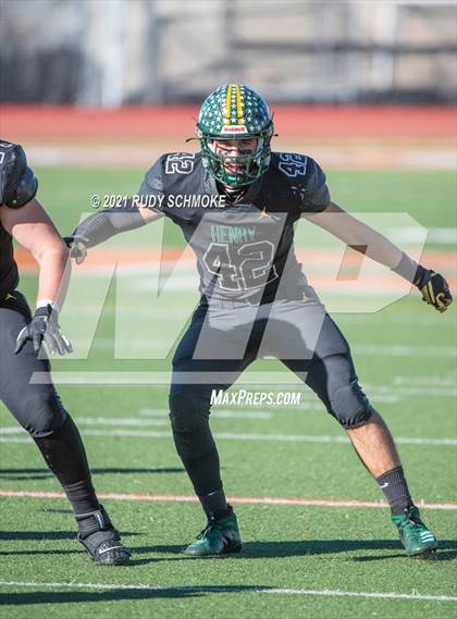 Thumbnail 2 in Patrick Henry vs. University City (CIF SDS Division 4 finals) photogallery.