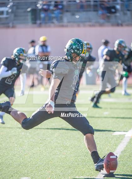 Thumbnail 3 in Patrick Henry vs. University City (CIF SDS Division 4 finals) photogallery.