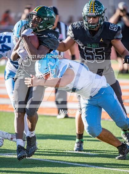 Thumbnail 1 in Patrick Henry vs. University City (CIF SDS Division 4 finals) photogallery.