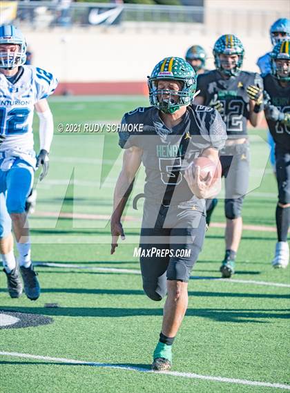 Thumbnail 3 in Patrick Henry vs. University City (CIF SDS Division 4 finals) photogallery.