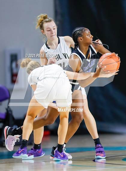 Thumbnail 3 in Westlake vs. Paul VI (GEICO Nationals) photogallery.