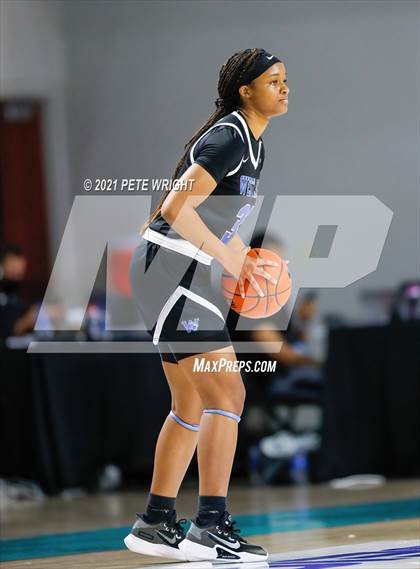 Thumbnail 1 in Westlake vs. Paul VI (GEICO Nationals) photogallery.