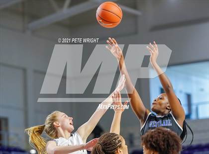 Thumbnail 2 in Westlake vs. Paul VI (GEICO Nationals) photogallery.