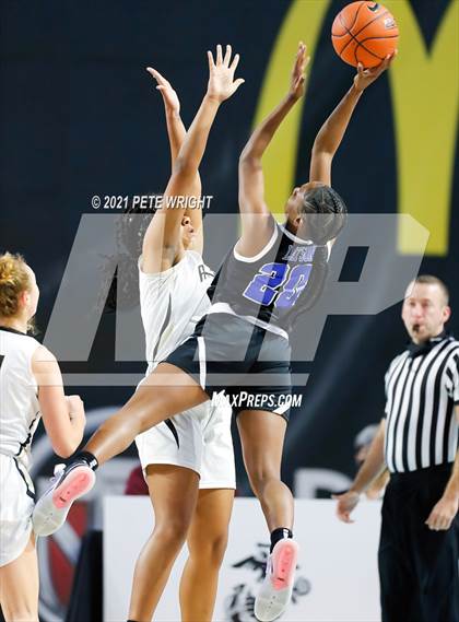 Thumbnail 1 in Westlake vs. Paul VI (GEICO Nationals) photogallery.