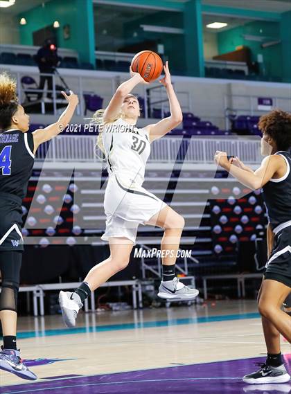 Thumbnail 1 in Westlake vs. Paul VI (GEICO Nationals) photogallery.
