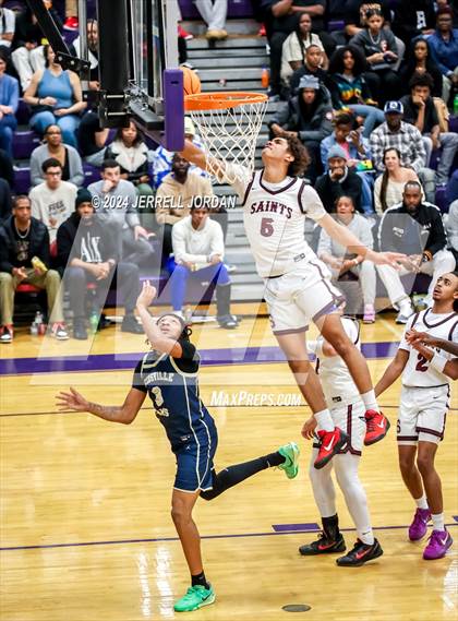 Thumbnail 1 in Reidsville vs St. Anne's-Belfield (John Wall Holiday Invitational) photogallery.