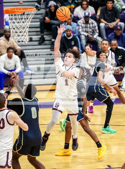 Thumbnail 3 in Reidsville vs St. Anne's-Belfield (John Wall Holiday Invitational) photogallery.