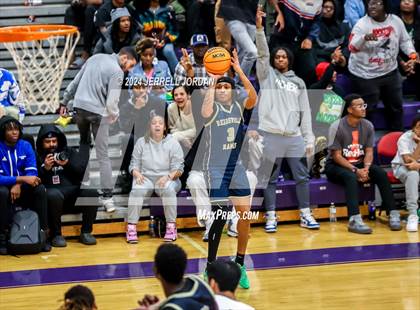 Thumbnail 3 in Reidsville vs St. Anne's-Belfield (John Wall Holiday Invitational) photogallery.