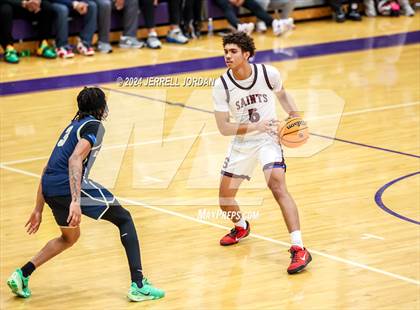Thumbnail 3 in Reidsville vs St. Anne's-Belfield (John Wall Holiday Invitational) photogallery.