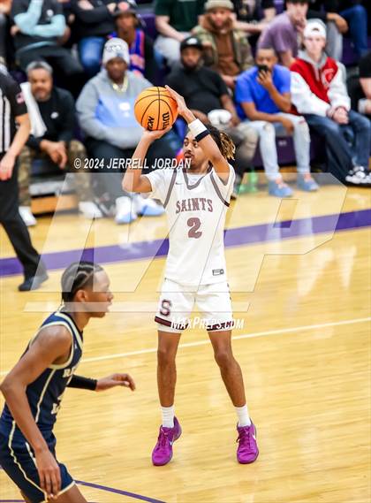 Thumbnail 3 in Reidsville vs St. Anne's-Belfield (John Wall Holiday Invitational) photogallery.