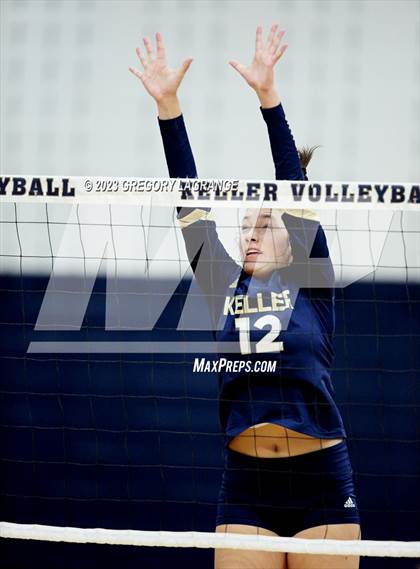 Thumbnail 3 in Southlake Carroll vs Keller photogallery.