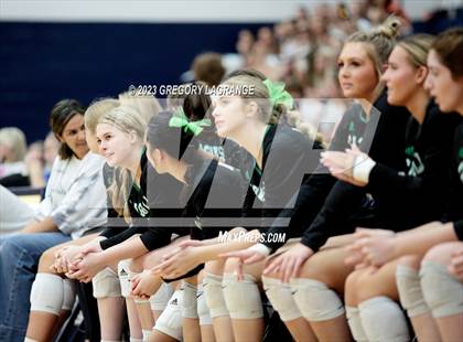 Thumbnail 3 in Southlake Carroll vs Keller photogallery.