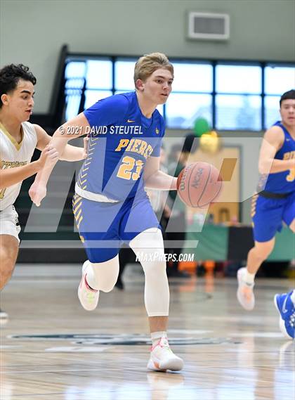 Thumbnail 1 in Pierce vs. Pioneer (Steve Cauchi Ram Jam) photogallery.