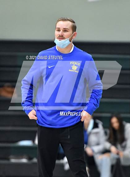 Thumbnail 1 in Pierce vs. Pioneer (Steve Cauchi Ram Jam) photogallery.