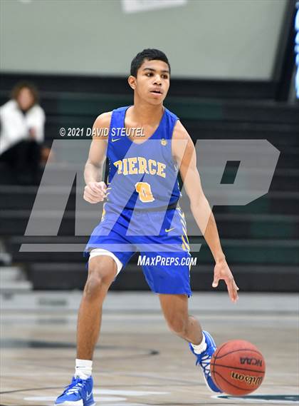 Thumbnail 1 in Pierce vs. Pioneer (Steve Cauchi Ram Jam) photogallery.