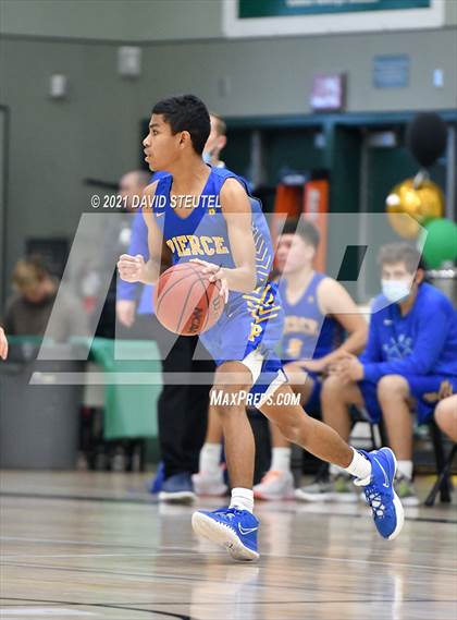 Thumbnail 2 in Pierce vs. Pioneer (Steve Cauchi Ram Jam) photogallery.