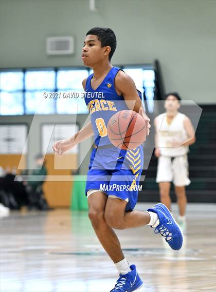Thumbnail 2 in Pierce vs. Pioneer (Steve Cauchi Ram Jam) photogallery.