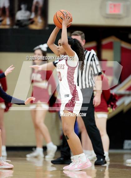 Thumbnail 1 in Keller vs Keller Central photogallery.