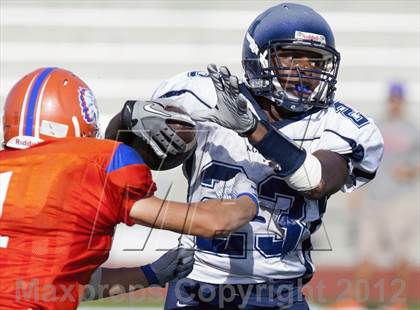 Thumbnail 2 in Madison @ Clairemont photogallery.