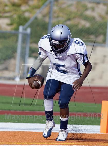 Thumbnail 2 in Madison @ Clairemont photogallery.