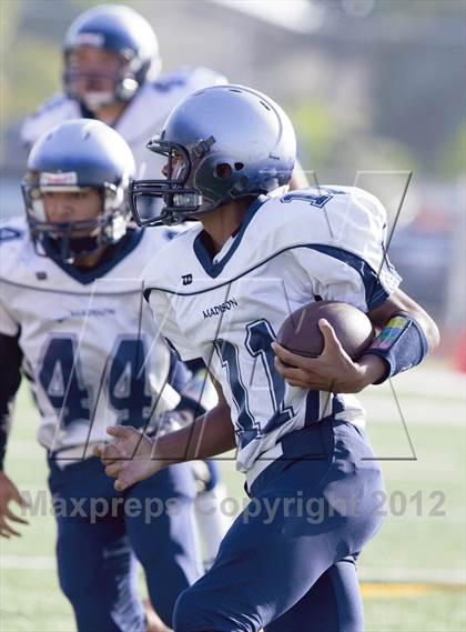 Thumbnail 2 in Madison @ Clairemont photogallery.