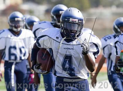 Thumbnail 2 in Madison @ Clairemont photogallery.