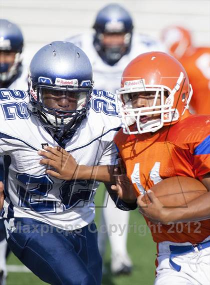 Thumbnail 3 in Madison @ Clairemont photogallery.