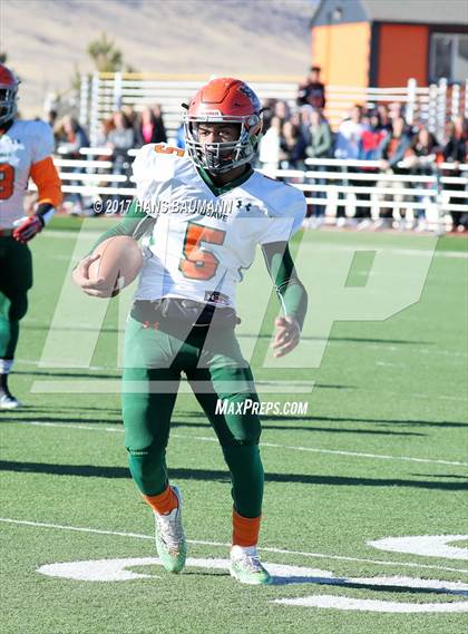 Thumbnail 1 in Mojave @ Fernley (NIAA 3A Semifinal) photogallery.